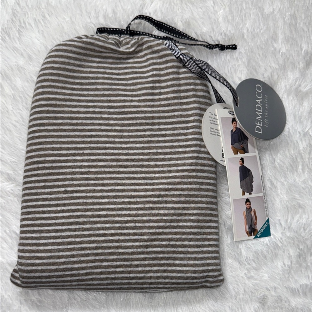 Demdaco Women's Gray and White Striped Wrap